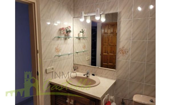 Baño completo con ducha