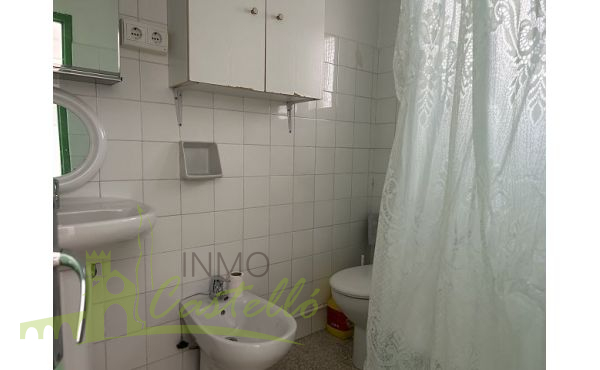 Baño completo con ducha