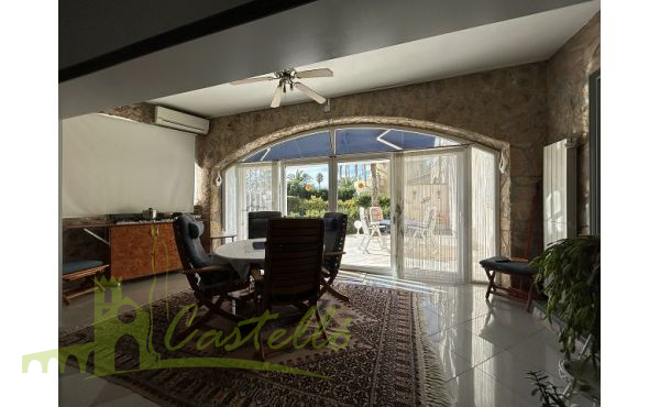 Terraza cubierta-comedor