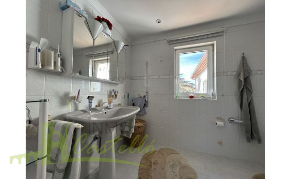 Baño completo con ducha
