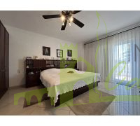 Amplio dormitorio doble