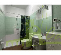 Baño completo con ducha