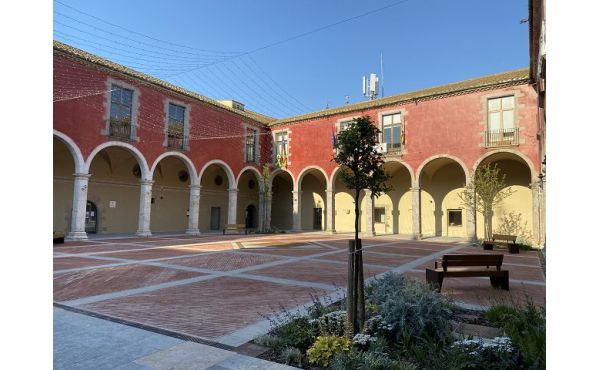 Plaça Palau dels Comptes