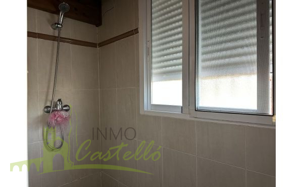 Baño con ducha
