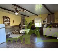 Cocina con chimenea